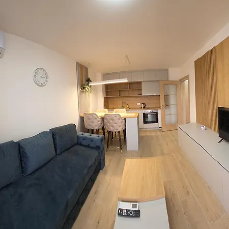 A11 & Free Parking Apartment