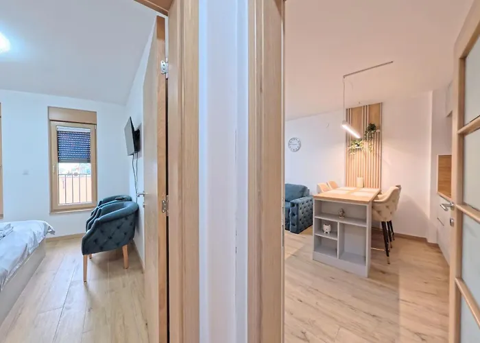 شقة A11 & Free Parking *